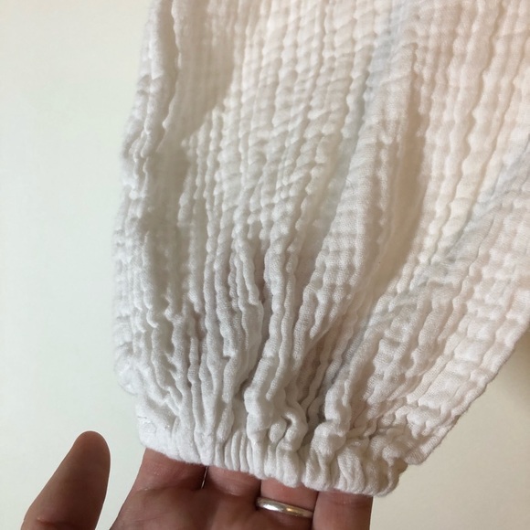 SHEIN WHITE CROPPED LONG SLEEVE - Picture 5 of 8